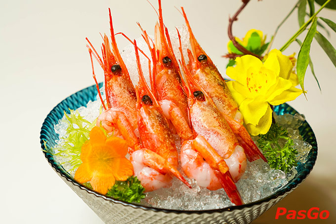 Các món ăn có lát cắt đẹp mắt và cách bày trí món ăn với một tiêu chuẩn khắt khe trong văn hóa Nhật Bản