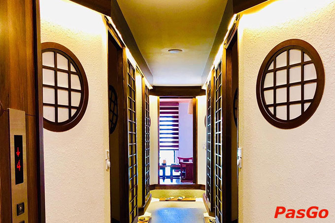 Nhà hàng sẽ mang đến cho thực khách những giây phút thư giãn thoải mái và ấm cúng bên người thân, bạn bè và đồng nghiệp