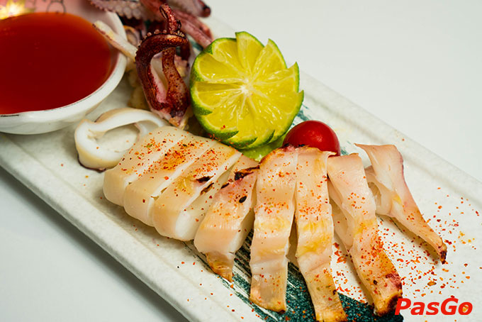 Kiến Đỏ Akaari Premium hứa hẹn sẽ mang đến trải nghiệm tuyệt vời cho các thực khách trót say đắm hương vị ẩm thực đến từ xứ Phù Tang