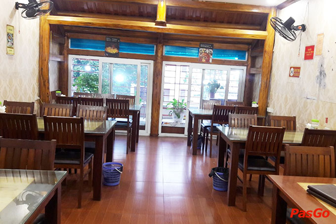 Nhà hàng King Dakgalbi Nguyễn Văn Lộc 14