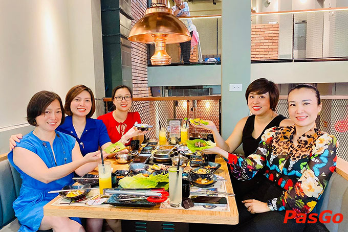 K-Meat Club phù hợp với những bữa ăn cùng bạn bè, người thân, những dịp liên hoan, sinh nhật