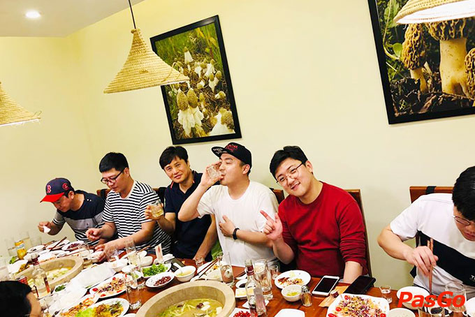 Lam Huyền - Đặc sản lẩu hơi nồi đá - Hoàng Quốc Việt -12