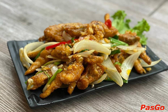 Lâng Quán Nguyễn Trường Tộ là một trong những thương hiệu chuyên ẩm thực Việt có tiếng tại Hà Nội