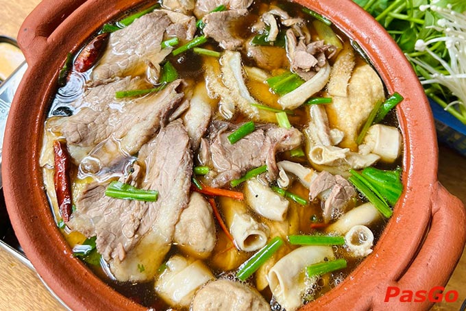 Nước lẩu Tự Do tinh túy, đậm vị và hơn 30 loại nhân lẩu mix thoải mái theo nhu cầu