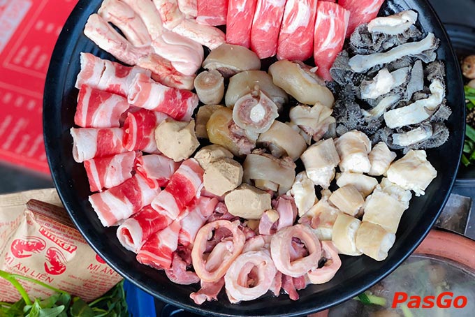 Thịt bò mềm ngọt hòa quyện cùng nước chấm thần thánh của Tự Do thì chắc chắn sẽ tạo nên cơn "bùng nổ vị giác"