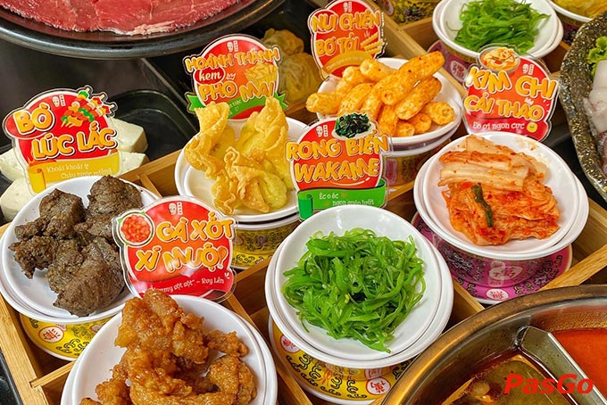 Lẩu ngon không thể thiếu đồ nhúng hấp dẫn và tại Lẩu Phan, chắc chắn bạn sẽ không thể bỏ qua thịt bò nhập khẩu trực tiếp từ Úc