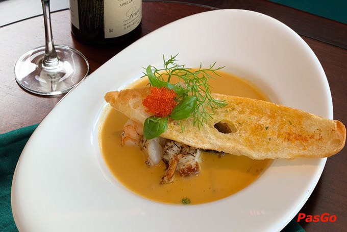 Legend Seafood & Hotpot - Nguyễn Tuân-3