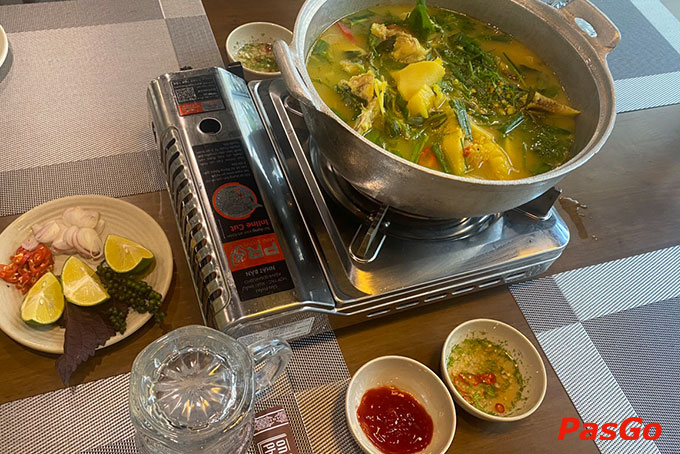 Và nhiều món ăn đặc sắc khác đang chờ bạn khám phá