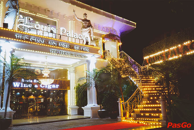 Nhà hàng Louis Palace Hoàng Hoa Thám  1