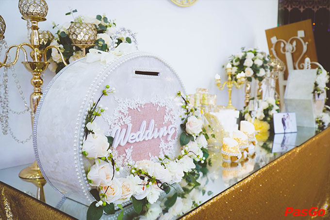 Nhà hàng Louis Palace Hoàng Hoa Thám 3