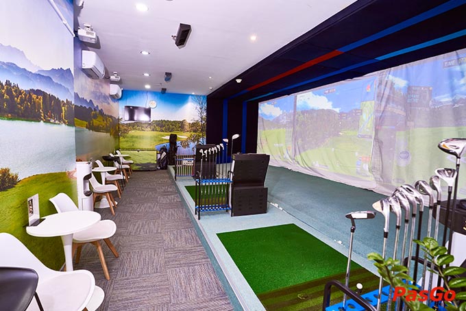 Một góc nhỏ nằm ở phía Tây thành phố, Lounge 19 Restaurant & Bar luôn mở cửa chào đón bạn bằng những bữa ăn an toàn, lành mạnh và một góc nhỏ chơi golf 3D