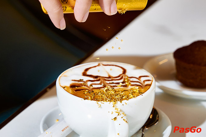 Với nguồn nguyên liệu luôn được tuyển chọn, tươi mới hàng ngày. Lounge 19 đảm bảo sẽ mang đến cho Quý khách bữa ăn đầy đủ dinh dưỡng cả về hương vị và chất lượng