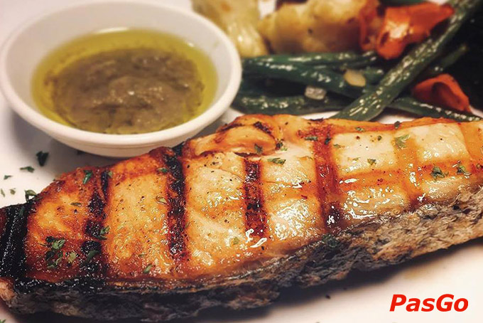 Nhà hàng Luna Pub Restaurant Trần Phú 14