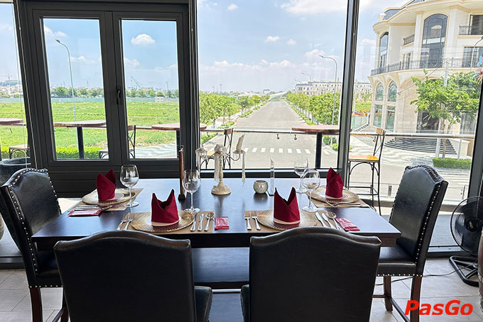 Lux Lounge là nơi khách hàng lựa chọn để tổ chức buổi tiệc sinh nhật ý nghĩa cùng bạn bè và gia đình