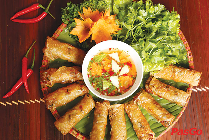 Nhà hàng Mai Châu Đỗ Quang 1