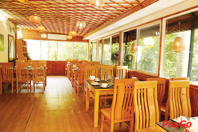 Nhà hàng Mai Châu Đỗ Quang 12