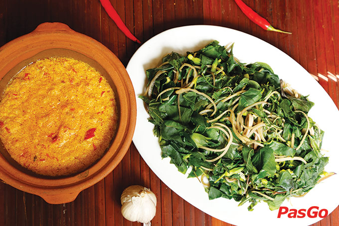 Nhà hàng Mai Châu Đỗ Quang 8