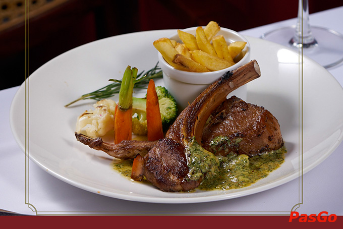 Maison Mận - Đỏ Restaurant - Trần Nhật Duật-2