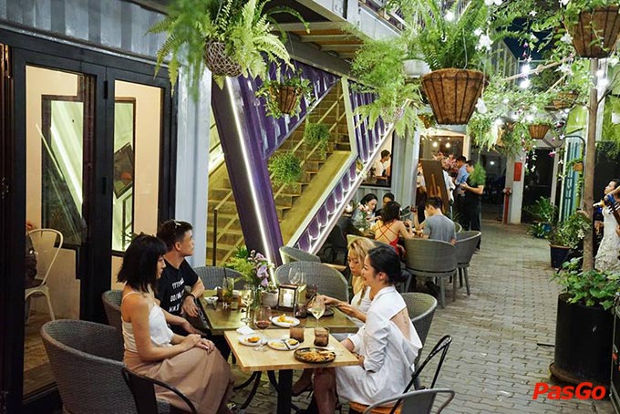 Nhà hàng MAYs Urban Thai Dine Nguyễn Ư Dĩ 19
