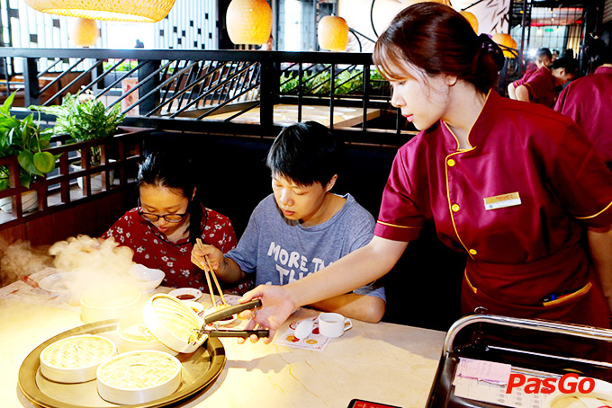 Meiwei - Royal City-13