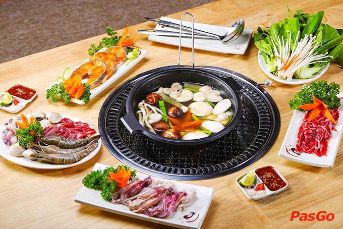 Nhà hàng Miền Tây Gri House Royal City 11