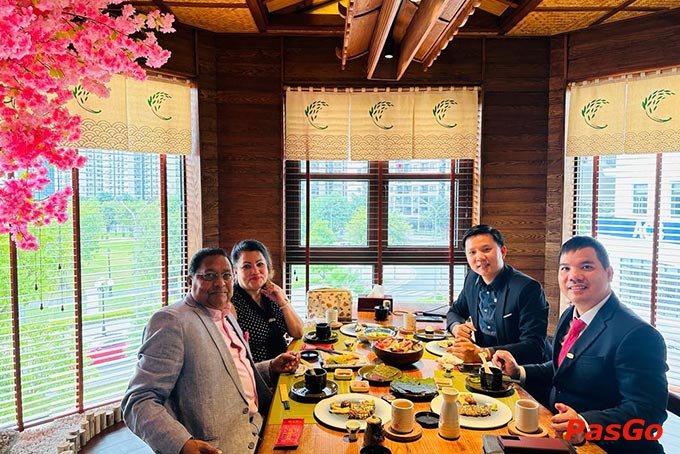 Không gian rộng rãi nhưng cũng sẽ có phòng riêng tư, kín đáo, phục vụ cho những buổi sum họp gia đình ấm áp hay những buổi kỉ niệm đầy lãng mạn của các cặp đôi