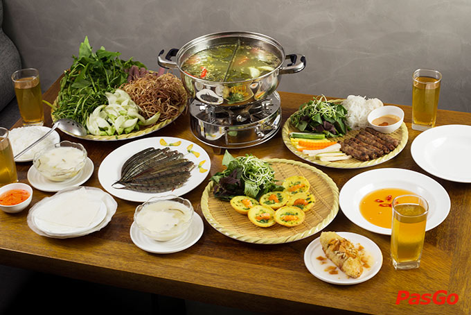 Nhà hàng Mì Quảng Bếp Tâm Trần Duy Hưng 10