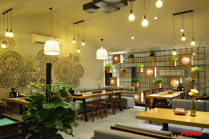 Nhà hàng Món Huế 457A Trần Hưng Đạo 13