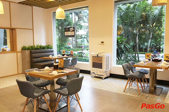 Nhà hàng Món Huế Nguyễn Cơ Thạch 14