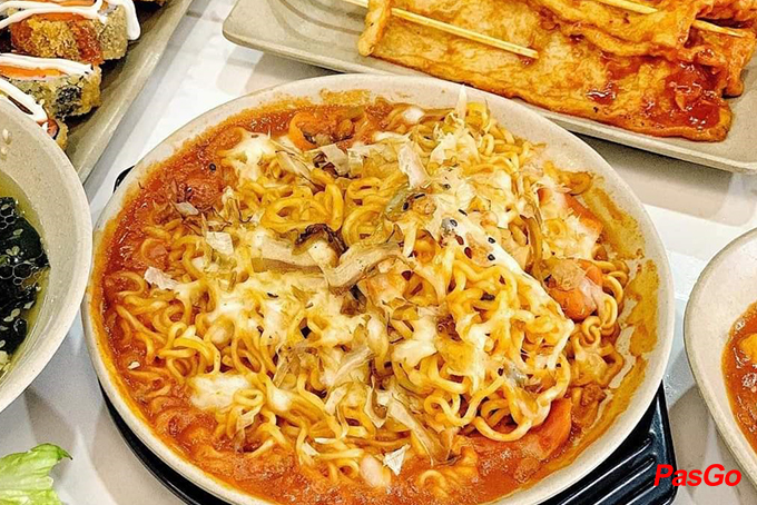 Moon Go - Phan Đăng Lưu-6