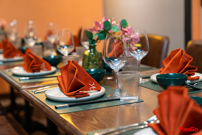 Nơi bố mẹ có thể vừa yên tâm để con thưởng thức những miếng gà tươi rán  giòn tan