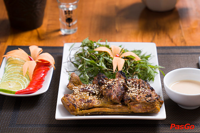 Nhà hàng Ngọc Dương Hoàng Quốc Việt 3