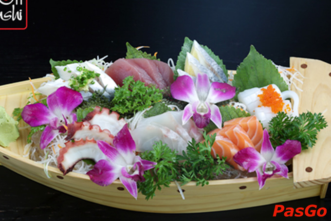 Nhà hàng Ngon Sushi The Manor 5