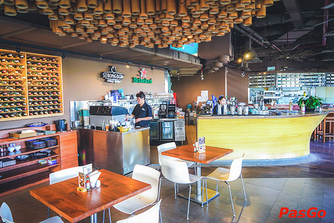 Boomerang Bistro Saigon là 1 địa chỉ lý tưởng để tổ chức những buổi họp mặt, gặp gỡ bạn bè, người thân yêu, hay dùng bữa trưa hay tối với đối tác