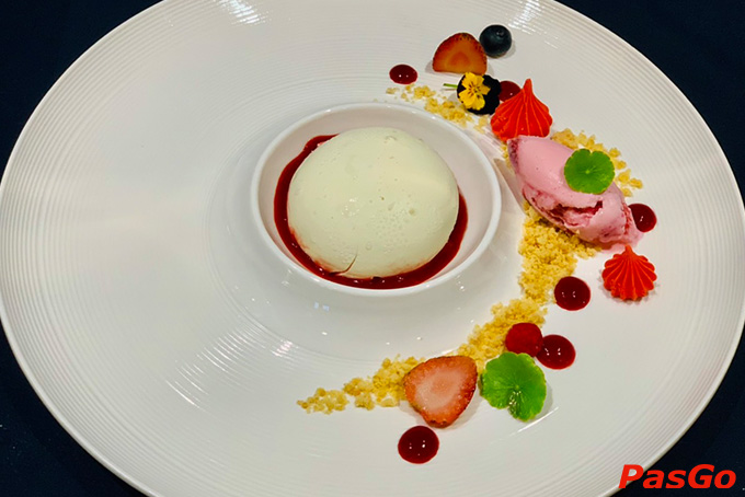 Ẩm thực Âu cao cấp không chỉ làm hài lòng tất cả thực khách bởi yếu tố ngon mà còn phải mang đến trải nghiệm các giác quan khác nhau