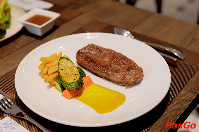 Le Monde Steak - Nguyễn Thị Minh Khai-1