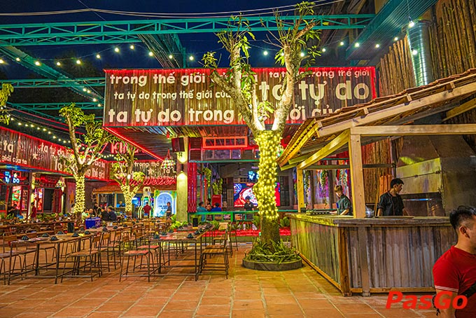 Tự Do không chỉ có những cuộc vui quên lối về cùng bạn bè, gia đình và đồng nghiệp mà còn thư giãn, giải tỏa căng thẳng, nạp lại năng lượng sau thời gian dài chiến đấu với công việc, dự án, họp hành...