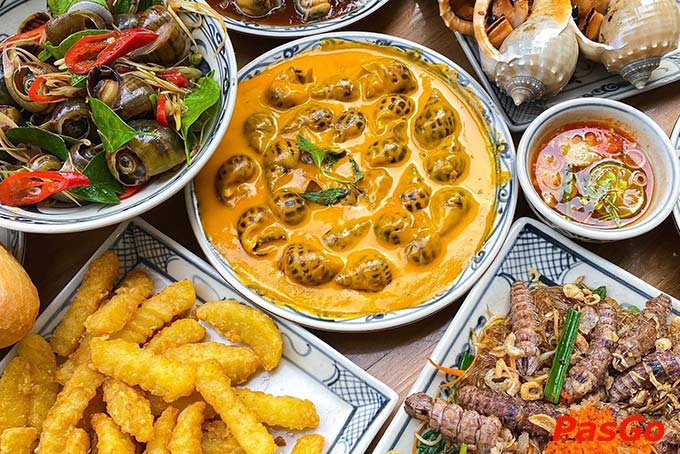 Ốc Nhớ Sài Gòn là một nhà hàng chuyên về ốc và các món ăn về hải sản tươi sốn