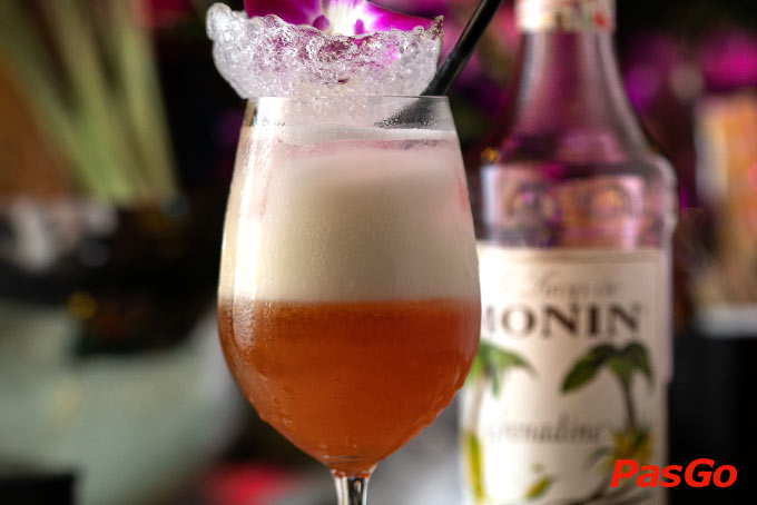 OMG Rooftop Bar Silverland Central Hotel 11