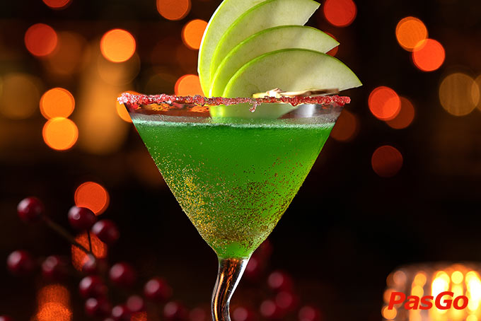 OMG Rooftop Bar Silverland Central Hotel 12