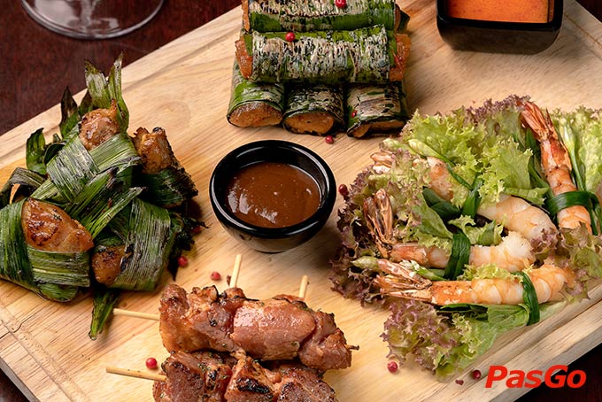 OMG Rooftop Bar Silverland Central Hotel 14