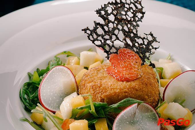 OMG Rooftop Bar Silverland Central Hotel 17