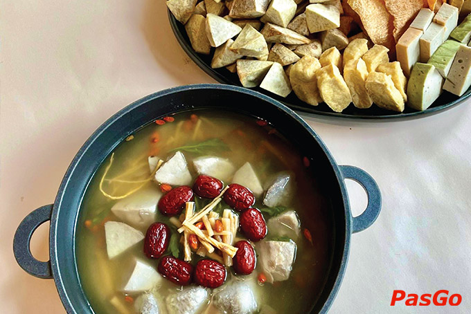 Mời bạn cùng đến với Om Tara Vegan để cùng thư thả thưởng thức các thức vị từ thiên nhiên nhé