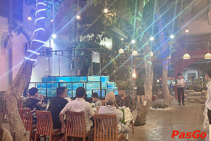 Paris Lê Văn Khương với không gian rộng mở và gần gũi