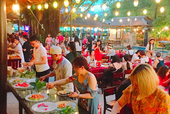 Pool Buffet – Yersin  -1