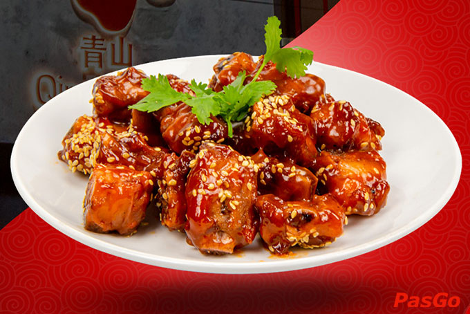 Món ăn của QingShan được chế biến theo công thức riêng và sử dụng những nguyên liệu tươi, sạch nhất của nhà hàng