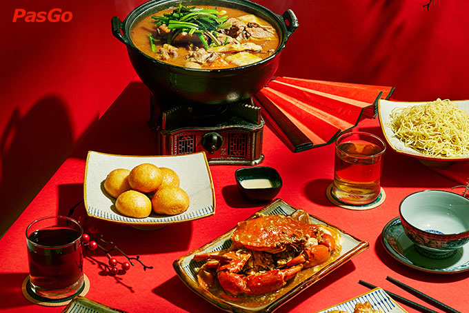 Nhà hàng Quận 5 Dining House chắc chắn sẽ khiến bạn trải nghiệm một bữa tiệc Trung Hoa hoàn toàn đặc sắc. Với không gian sang trọng và những món ăn ngon đem lại cảm giác thoải mái khi thưởng thức. Hãy đến và cảm nhận chính mình!
