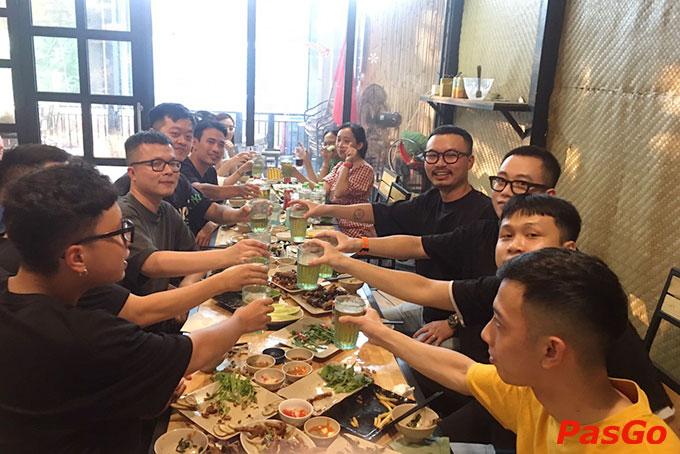 Cùng bạn bè, đồng nghiệp và gia đình tận hưởng những giây phút thư giãn, sảng khoái tại Quán 68