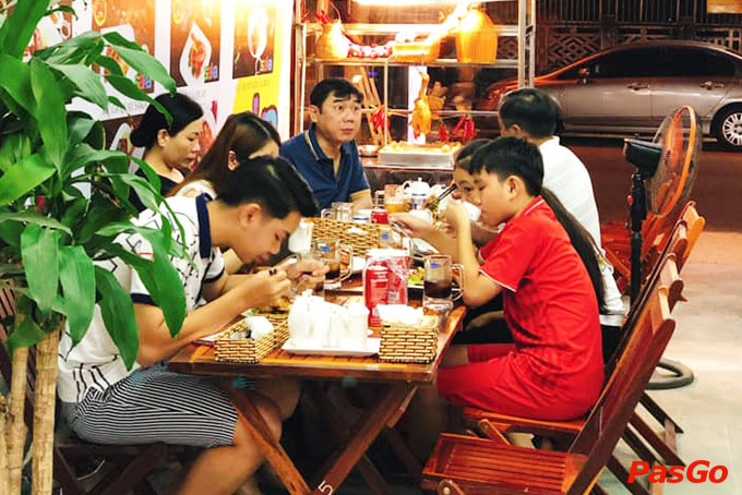 Quán Gà Ngon Saka Hoàng Diệu 13
