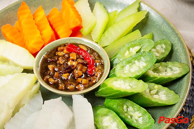 Nhà hàng Quành 6 Nguyễn Phong Sắc 15